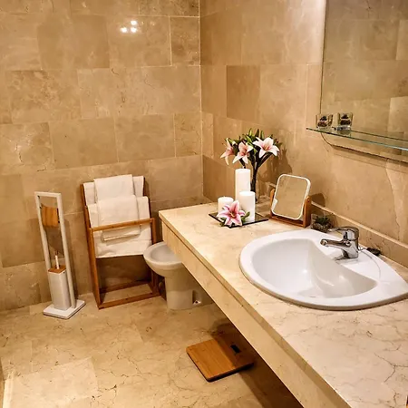 Lejlighed Spacious And Stylish Penthouse In Mijas